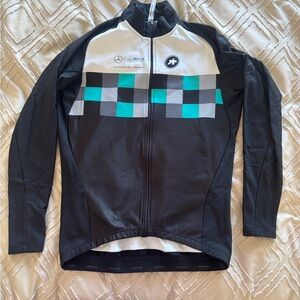 Men's Assos LS cycling jacket.